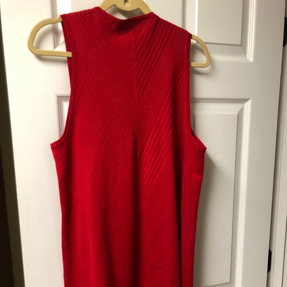 Ladies red sweater vest - Picture 2 of 3